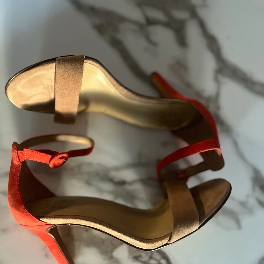 Naturalizer Women's Tan and Orange Heeled suede Sandals size 9W